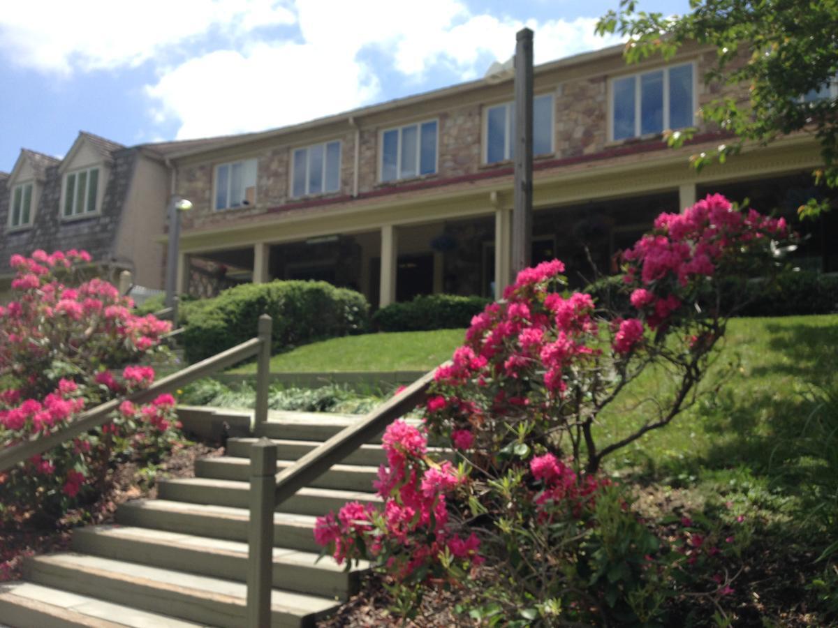 Conference Center Hotel At Valley Forge Oaks 외부 사진